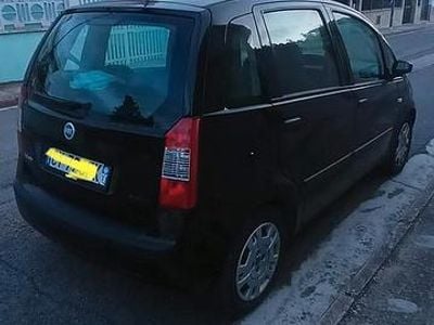 Usata Fiat Idea Active 77 CV (56 kW) 2005 Nero Monovolume