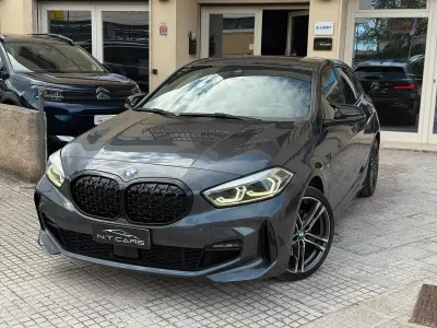 Usata BMW 118 M Sport 150 CV (110 kW) 2021 Grigio Utilitaria