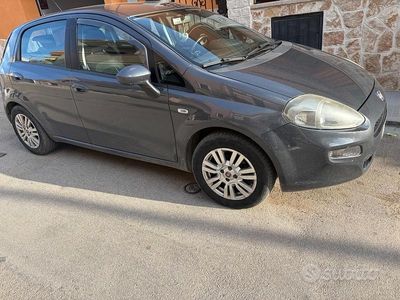 Usata Fiat Punto Lounge 75 CV (55 kW) 2015 Grigio Utilitaria