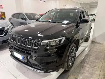 Usata Jeep Compass Summit 131 CV (96 kW) 2025 Nero SUV