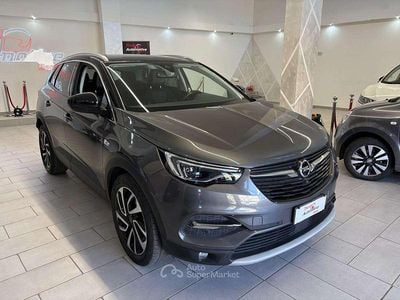 Usata Opel Grandland X Ultimate 131 CV (96 kW) 2020 Grigio metallizzato SUV