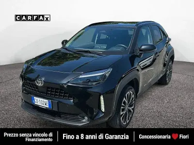 Usata Toyota Yaris Cross Lounge 131 CV (96 kW) 2024 Nero SUV