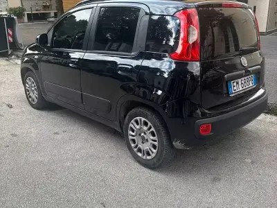 Usata Fiat Panda 69 CV (50 kW) 2013 Nero Utilitaria