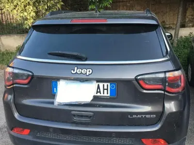 Usata Jeep Compass Limited 120 CV (88 kW) 2019 Verde SUV