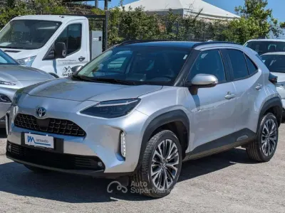 Occasion Toyota Yaris Hybrid Business Edition 92 ch (67 kW) 2022 Blanc Monospace