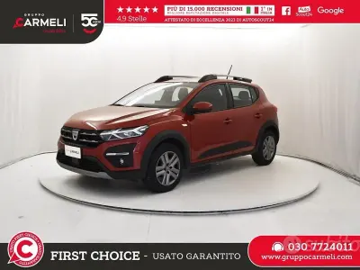 Usata Dacia Sandero Comfort 101 CV (74 kW) 2023 Rosso Berlina