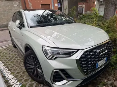 Usata Audi Q3 Sportback S-Line 150 CV (110 kW) 2021 Argento SUV