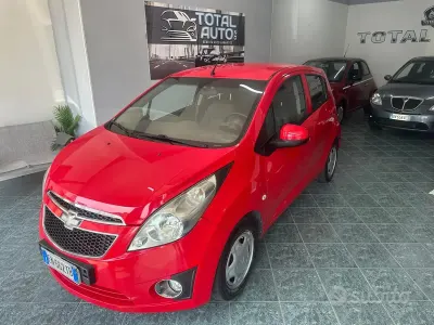 Usata Chevrolet Spark 65 CV (47 kW) 2012 Rosso Utilitaria