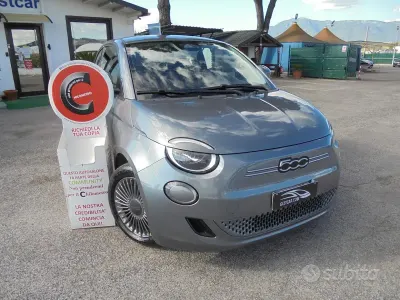 Usata Fiat 500e Icon 42 kW (58 CV) 2020 Grigio Berlina