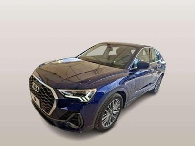 Usata Audi Q3 Sportback Business 150 CV (110 kW) 2022 Blu metallizzato SUV