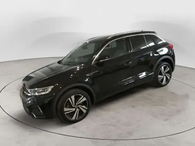 Usata VW T-Roc R-line 150 CV (110 kW) 2023 Nero SUV