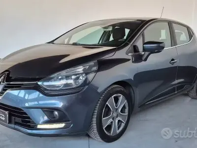 Usata Renault Clio IV 75 CV (55 kW) 2017 Blu Berlina