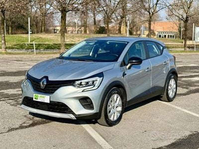 Usata Renault Captur Intens 145 CV (106 kW) 2022 Grigio SUV