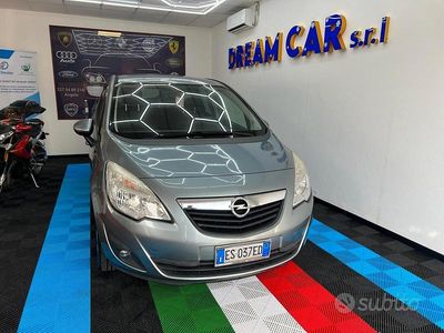 Usata Opel Meriva 120 CV (88 kW) 2013 Grigio Monovolume