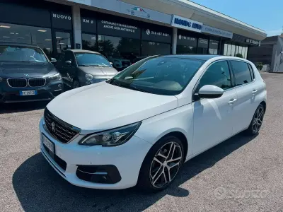 Usata Peugeot 308 Allure 131 CV (96 kW) 2018 Bianco Berlina