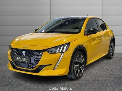 Usata Peugeot 208 GT 131 CV (96 kW) 2021 Giallo metallizzato Utilitaria