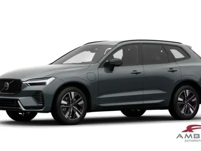 Nuova Volvo XC60 Plus 250 CV (183 kW) 2026 Verde SUV
