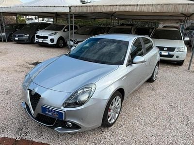 Usata Alfa Romeo Giulietta Super 120 CV (88 kW) 2019 Grigio Berlina