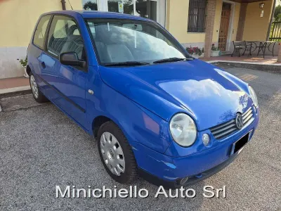 Usata VW Lupo Trendline 60 CV (44 kW) 2003 Blu/azzurro Utilitaria