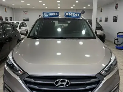 Usata Hyundai Tucson 116 CV (85 kW) 2018 Marrone SUV