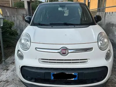 Käytetty Fiat 500 Living 85 HP (62 kW) 2014 Tila-auto