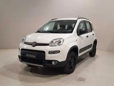 Usata Fiat Panda 4x4 Wild 86 CV (63 kW) 2022 Bianco Utilitaria