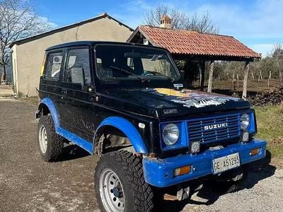 Begagnad Suzuki Samurai 64 HK (47 kW) 1990 Svart SUV