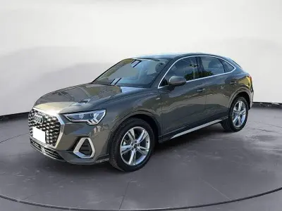Nuova Audi Q3 Sportback S-Line 149 CV (109 kW) 2025 Grigio SUV