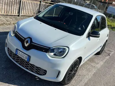 Usata Renault Twingo Urban 65 CV (47 kW) 2023 Bianco Utilitaria