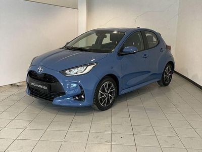 Usata Toyota Yaris Hybrid Trend 115 CV (84 kW) 2022 Blu Berlina