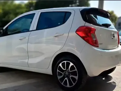 Occasion Opel Karl 75 PK (55 kW) 2018 Wit Hatchback