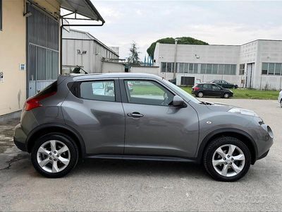 Usata Nissan Juke 110 CV (80 kW) 2011 Grigio SUV