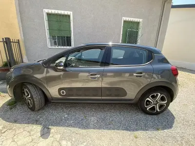 Usata Citroën C3 Shine 102 CV (75 kW) 2018 Grigio Utilitaria