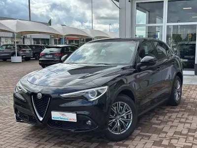 Usata Alfa Romeo Stelvio Business 190 CV (139 kW) 2022 Nero SUV