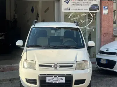 Usata Fiat Panda 4x4 60 CV (44 kW) 2010 Bianco Utilitaria