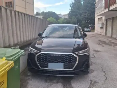 Usata Audi Q3 Sportback Business 150 CV (110 kW) 2025 Nero SUV