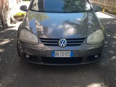 Usata VW Golf IV 105 CV (77 kW) 2006 Grigio Berlina