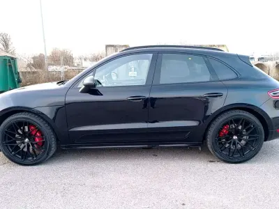 Usata Porsche Macan Turbo 400 CV (294 kW) 2014 Nero SUV