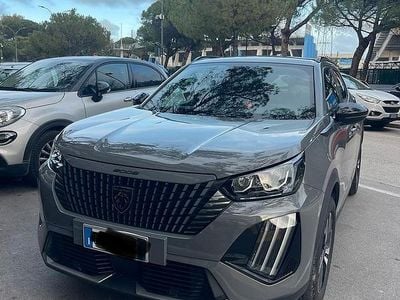 Usata Peugeot 2008 Active 131 CV (96 kW) 2023 Grigio SUV