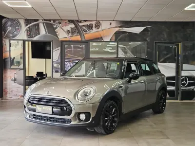 Begagnad Mini Cooper D Clubman Business 150 HK (110 kW) 2019 Beige Kombi