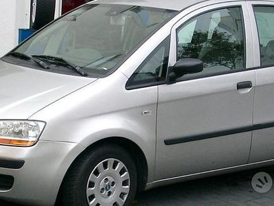 Usata Fiat Idea 2004 Grigio Monovolume