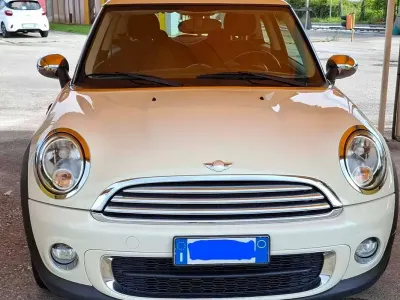 Usata Mini One D 90 CV (66 kW) 2011 Bianco Utilitaria