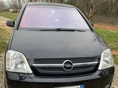 Usata Opel Meriva Cosmo 101 CV (74 kW) 2005 Monovolume
