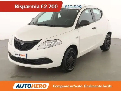 Usata Lancia Ypsilon 69 CV (50 kW) 2019 Bianco Utilitaria