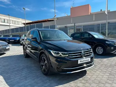 Usata VW Tiguan Elegance 150 CV (110 kW) 2022 Nero SUV