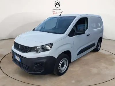 Usata Peugeot Partner 110 CV (80 kW) 2023 Bianco Monovolume