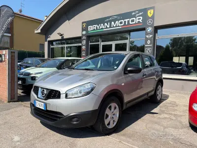 Usata Nissan Qashqai Visia 116 CV (85 kW) 2013 Grigio SUV