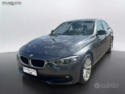 Usata BMW 316 Sport Line 116 CV (85 kW) 2017 Grigio Berlina