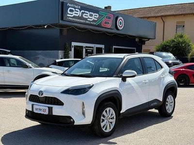 Usata Toyota Yaris Cross Business Edition 92 CV (67 kW) 2023 Bianco SUV
