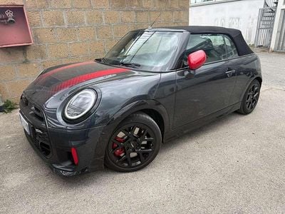 Begagnad Mini John Cooper Works Cabriolet 231 HK (169 kW) 2025 Svart Cab